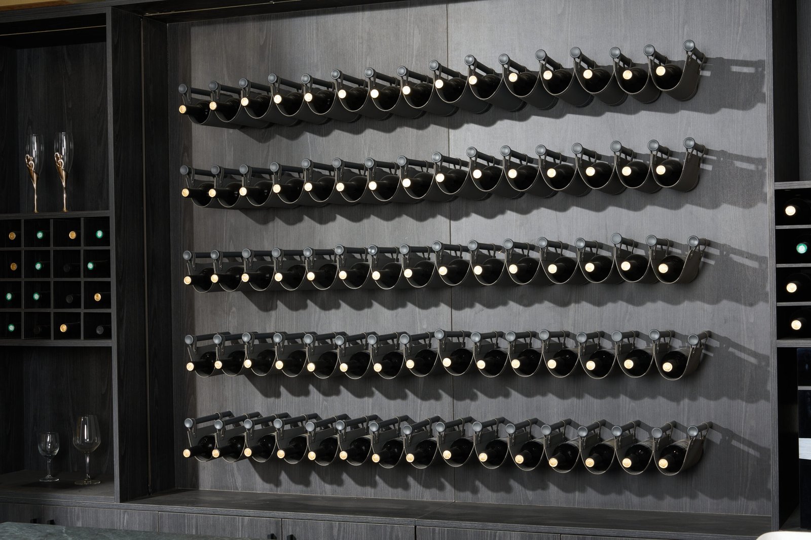 Вино тавиур1