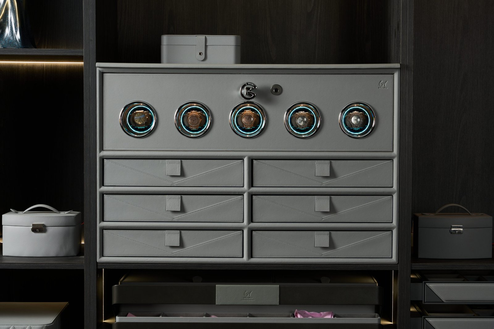 Гоёлтой сейф1